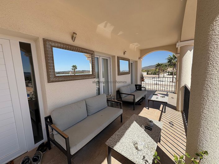 Image No.5-Villa de 4 chambres à vendre à Pinoso