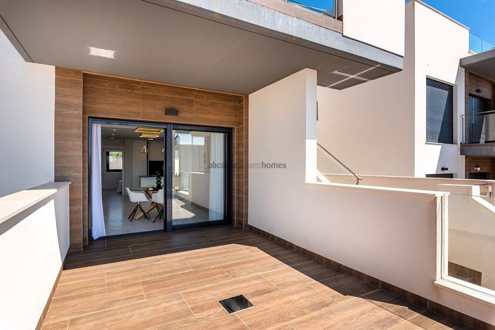 Image No.2-2 Bed Bungalow for sale