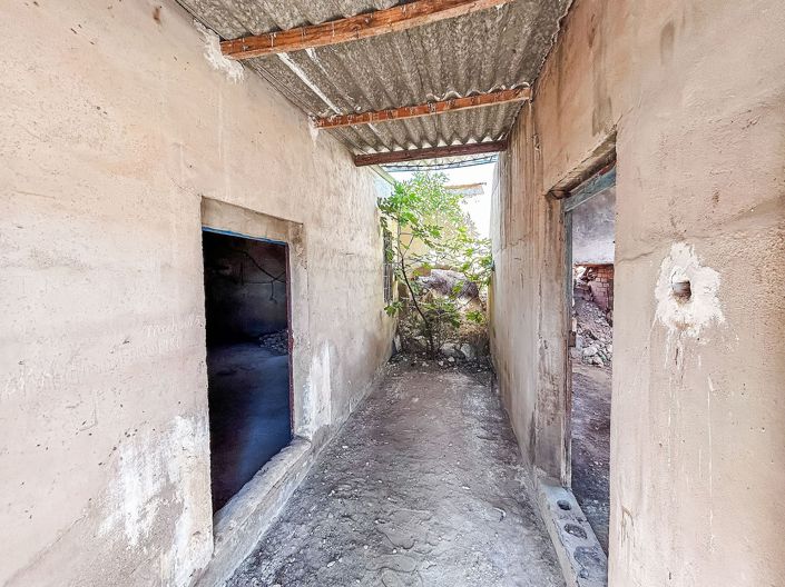 Image No.7-3 Bed Country House for sale