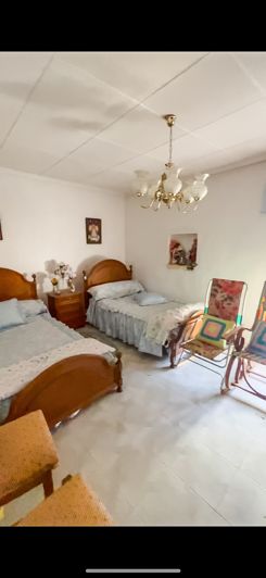Image No.12-3 Bed Townhouse for sale