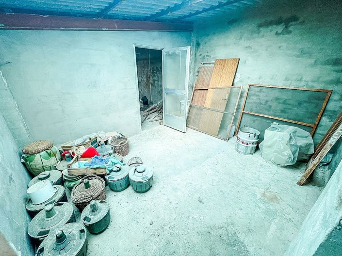 Image No.26-6 Bed Townhouse for sale