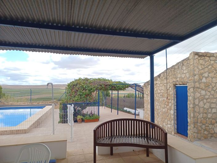 Image No.11-3 Bed Country House for sale