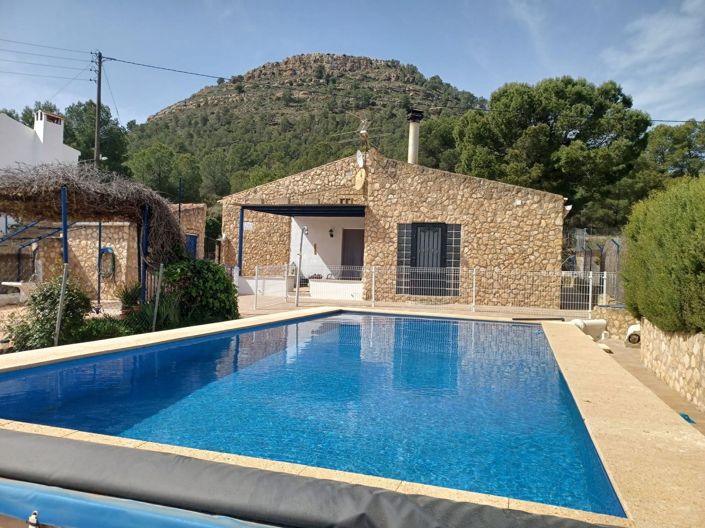 Image No.3-3 Bed Country House for sale