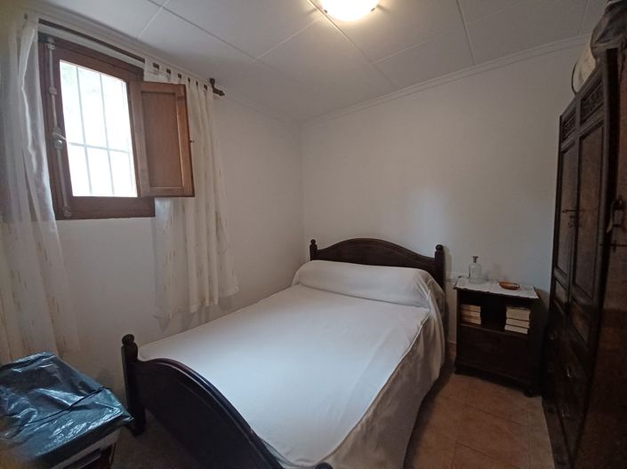 Image No.44-3 Bed Country House for sale