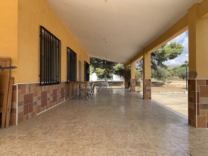 Image No.10-4 Bed Villa for sale