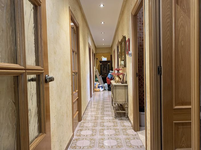 Image No.11-4 Bed Villa for sale