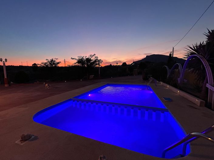 Image No.4-Villa de 3 chambres à vendre à Alicante