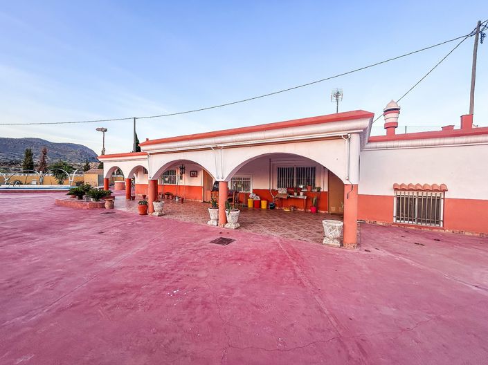 Image No.8-Villa de 3 chambres à vendre à Alicante