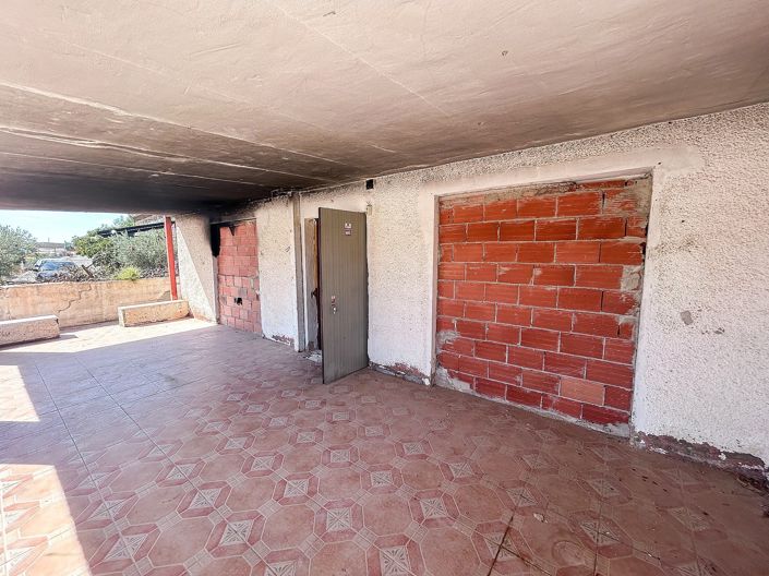 Image No.8-4 Bed Property for sale