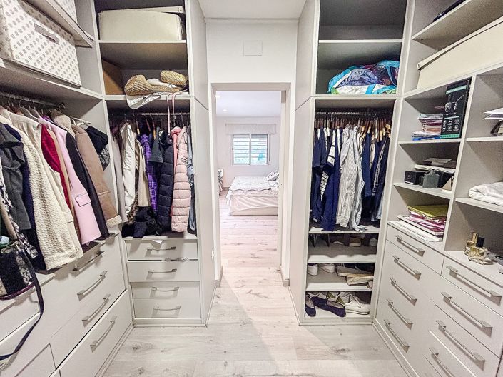 Image No.24-3 Bed Villa for sale