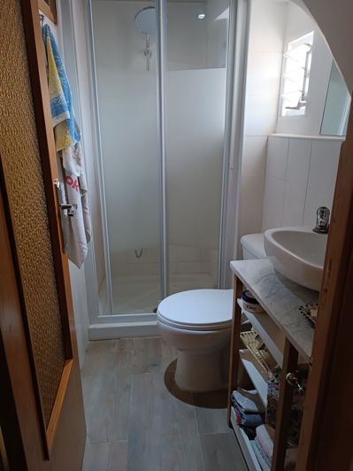 Image No.22-6 Bed Country House for sale