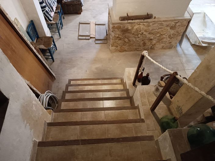 Image No.28-6 Bed Country House for sale