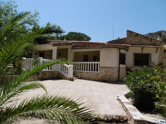 Image No.2-5 Bed Villa for sale