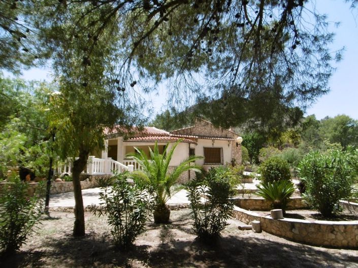 Image No.3-5 Bed Villa for sale