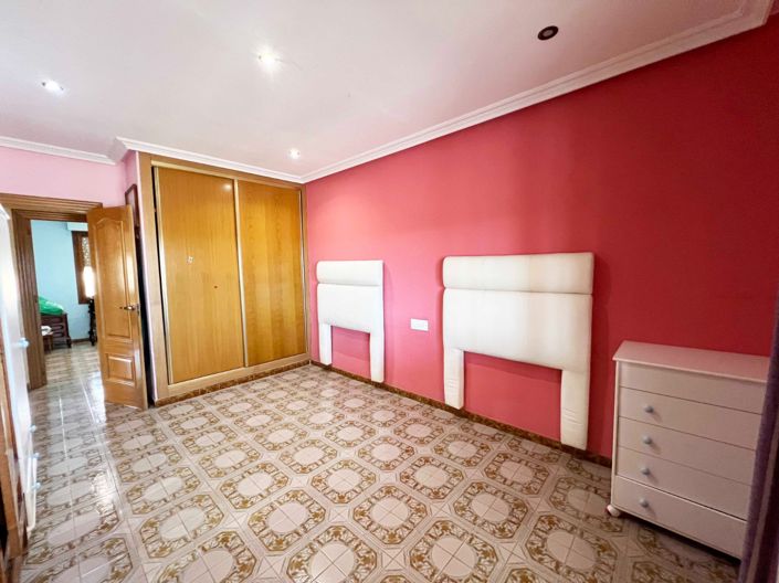 Image No.17-4 Bed Villa for sale