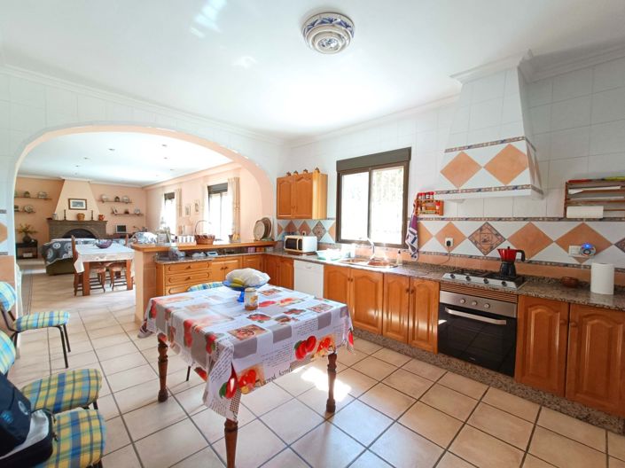 Image No.26-4 Bed Villa for sale