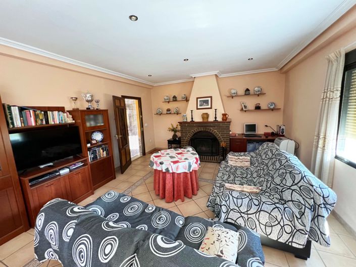 Image No.30-4 Bed Villa for sale