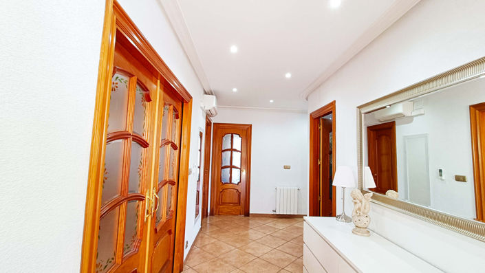 Image No.14-5 Bed Villa for sale