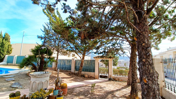 Image No.40-5 Bed Villa for sale