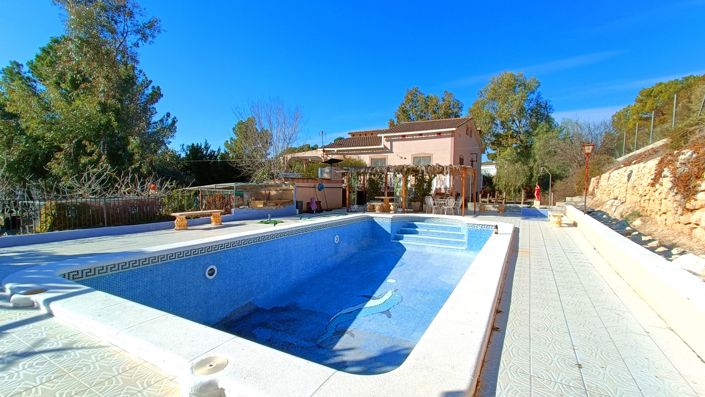 Image No.1-Villa de 4 chambres à vendre à La Romana
