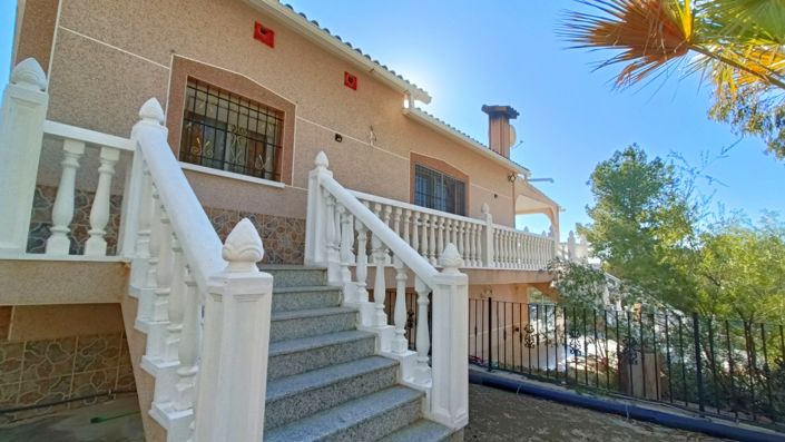 Image No.20-4 Bed Villa for sale