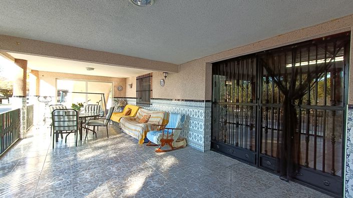 Image No.38-4 Bed Villa for sale