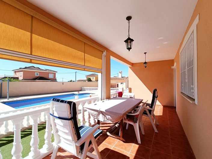 Image No.21-Villa de 3 chambres à vendre à Alicante