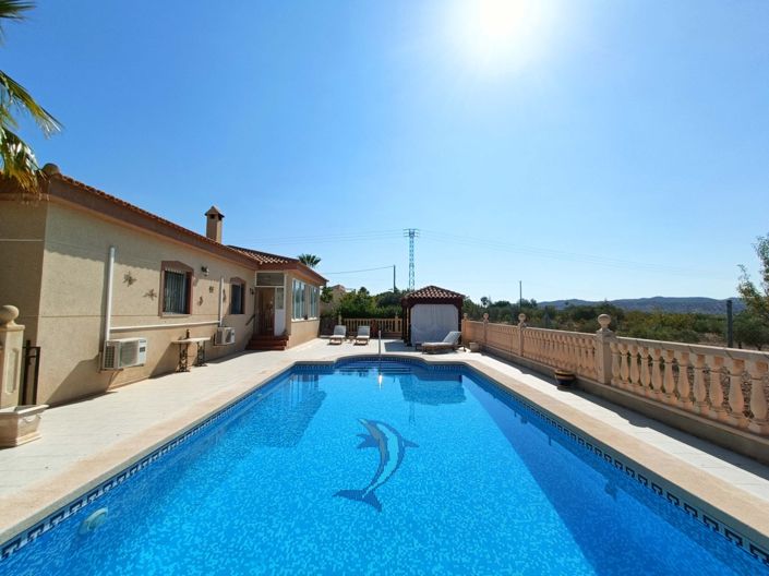 Image No.17-3 Bed Villa for sale