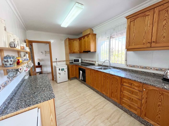 Image No.26-3 Bed Villa for sale