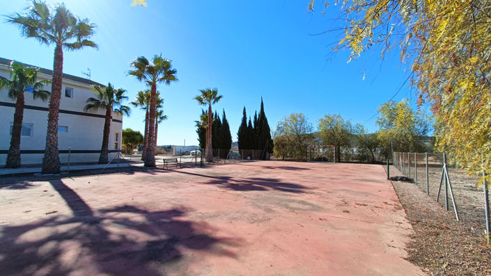 Image No.10-5 Bed Villa for sale