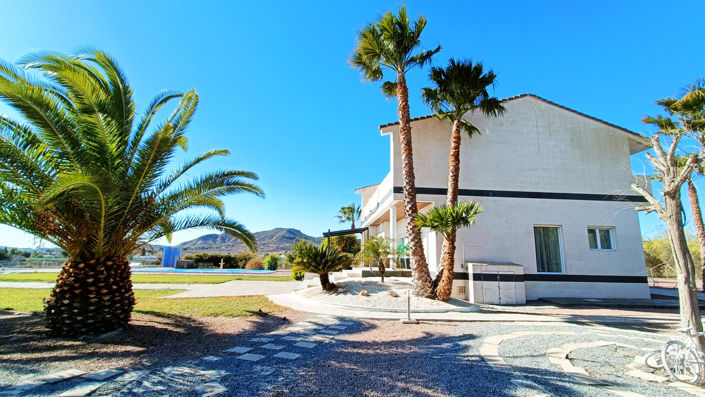 Image No.12-5 Bed Villa for sale