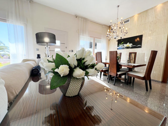 Image No.14-5 Bed Villa for sale