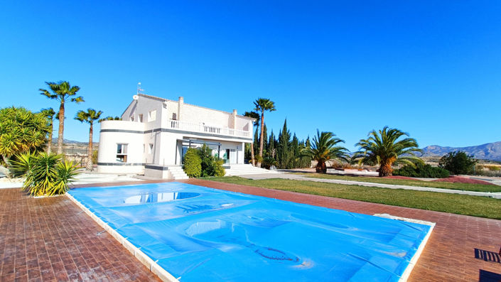 Image No.4-5 Bed Villa for sale