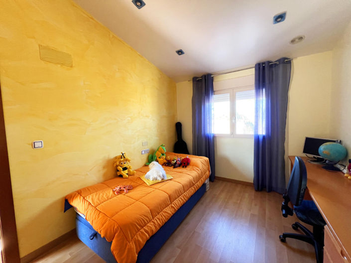 Image No.41-5 Bed Villa for sale