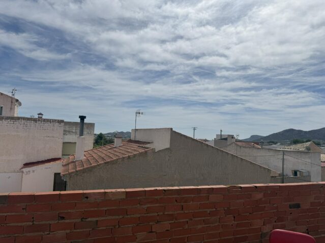 Image No.13-3 Bed Townhouse for sale