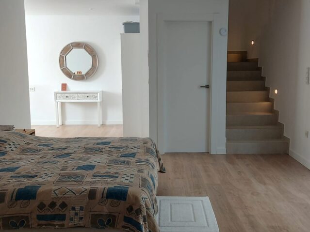 Image No.12-4 Bed Villa for sale