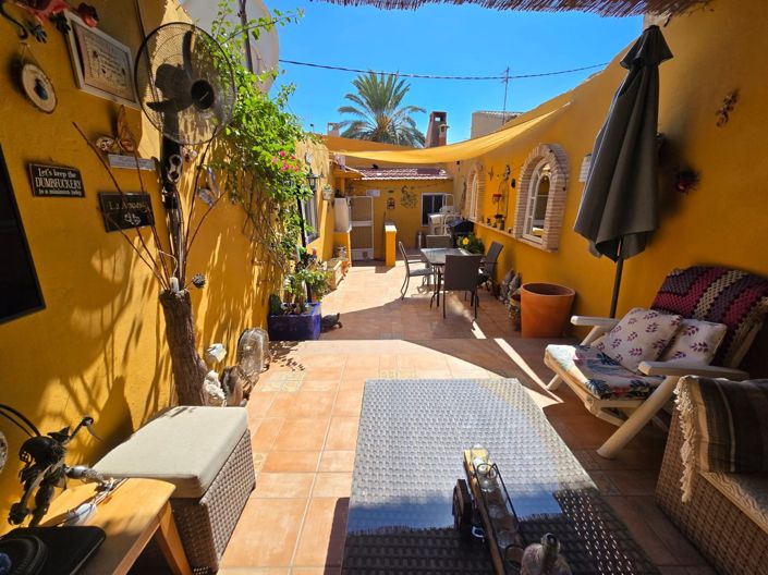 Image No.3-3 Bed Townhouse for sale