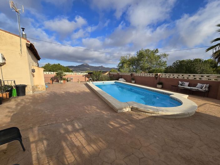 Image No.3-5 Bed Villa for sale