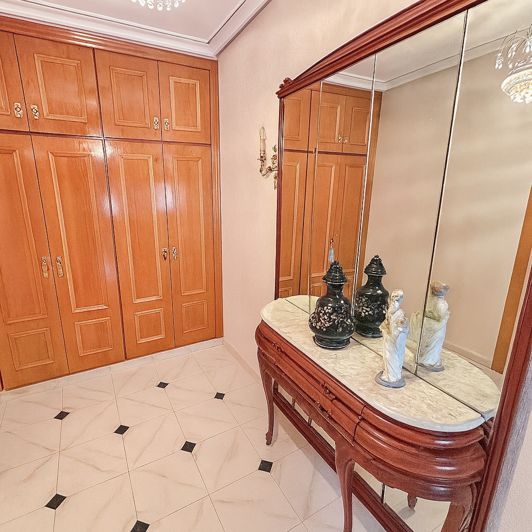 Image No.3-Propriété de 6 chambres à vendre à Monóvar