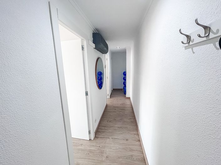 Image No.10-3 Bed Apartment for sale