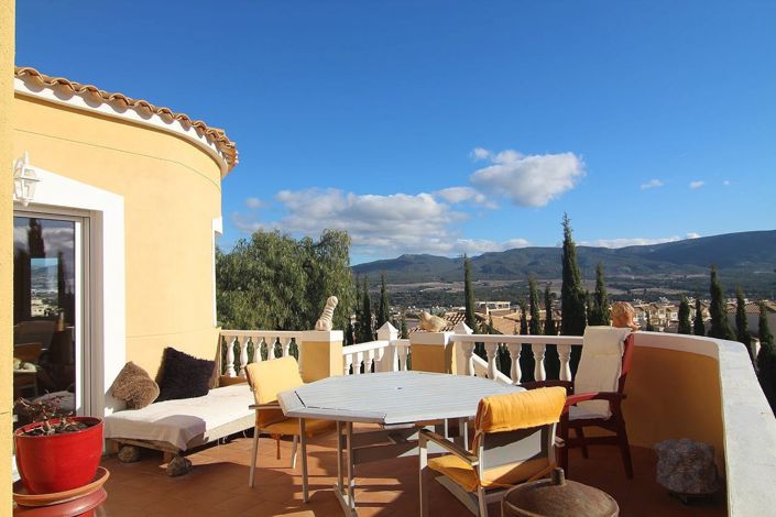 Image No.3-Villa de 4 chambres à vendre à Castalla