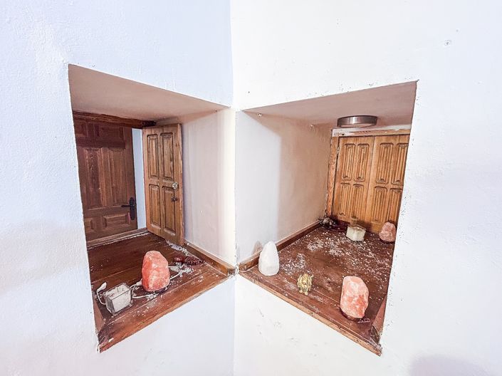 Image No.13-4 Bed House for sale