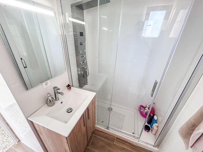 Image No.23-4 Bed Apartment for sale