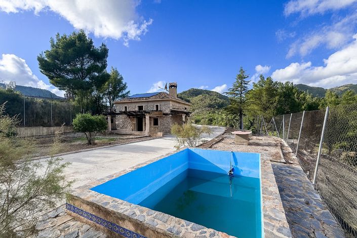 Image No.1-2 Bed Finca for sale