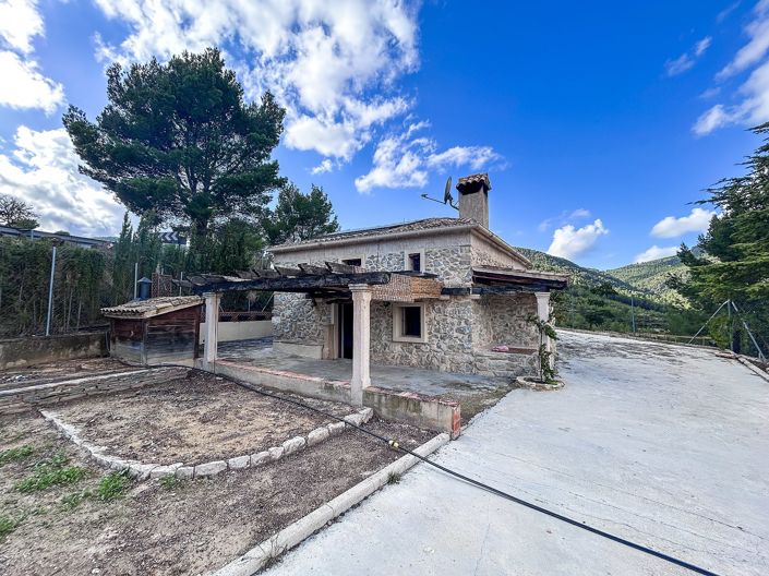 Image No.10-2 Bed Finca for sale