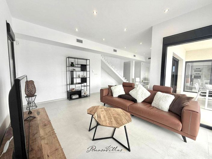 Image No.16-3 Bed Villa for sale