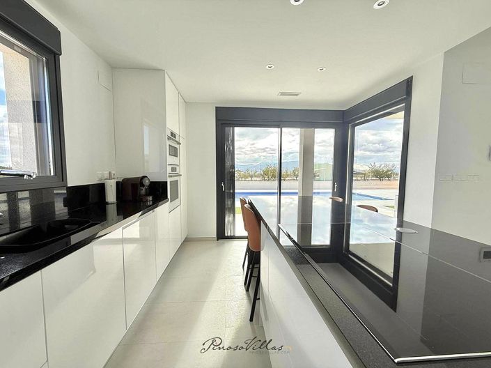 Image No.23-3 Bed Villa for sale