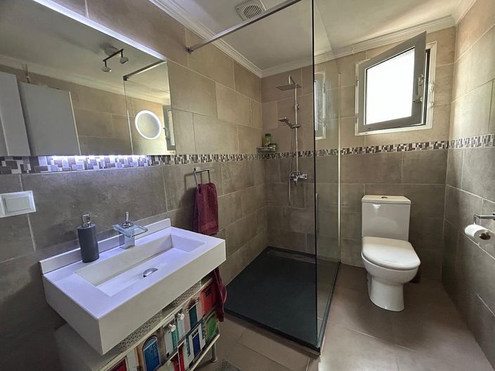 Image No.48-Villa de 5 chambres à vendre à Sax