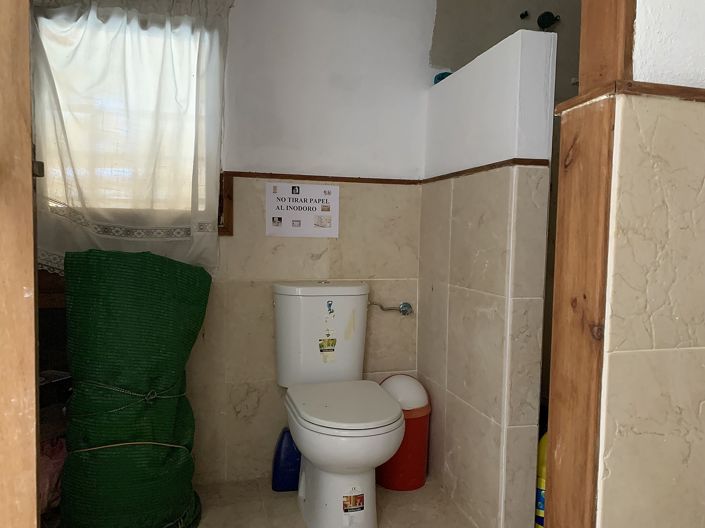 Image No.6-2 Bed House for sale