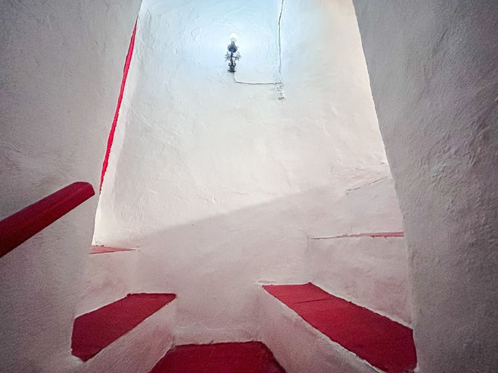 Image No.30-4 Bed Townhouse for sale